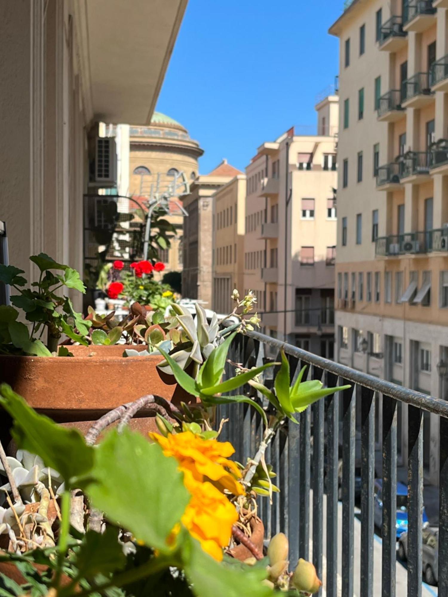 Donizetti 19 Hotel Palermo Exterior photo